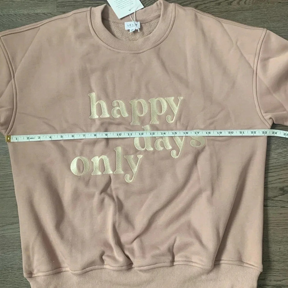 Le Lis Happy Days Only Embroidered Oversized Sweatshirt - Size S - Cocoa - NWT - Picture 10 of 11